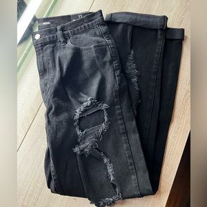 Black fashion nova mom jeans